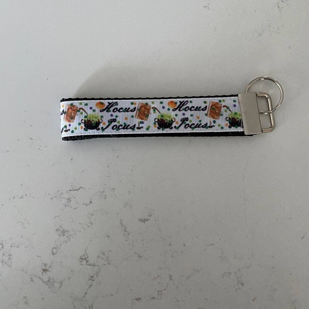 Hocus Pocus Handmade Keyfob - Picture 2 of 2